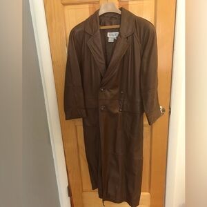 Leather coat, long length , brown color, double breasted in size small.